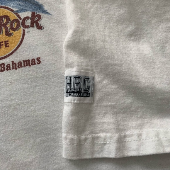 Hard Rock Cafe Tee - Picture 5 of 6